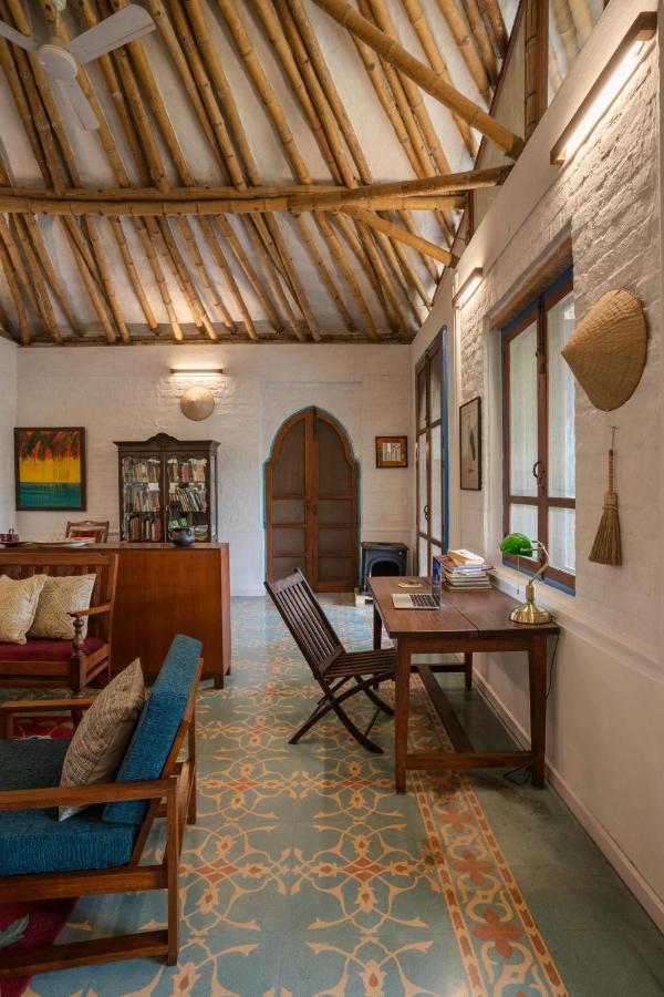 Lohonostays Bamboo House Sadhrana Bagh Гургаон Экстерьер фото
